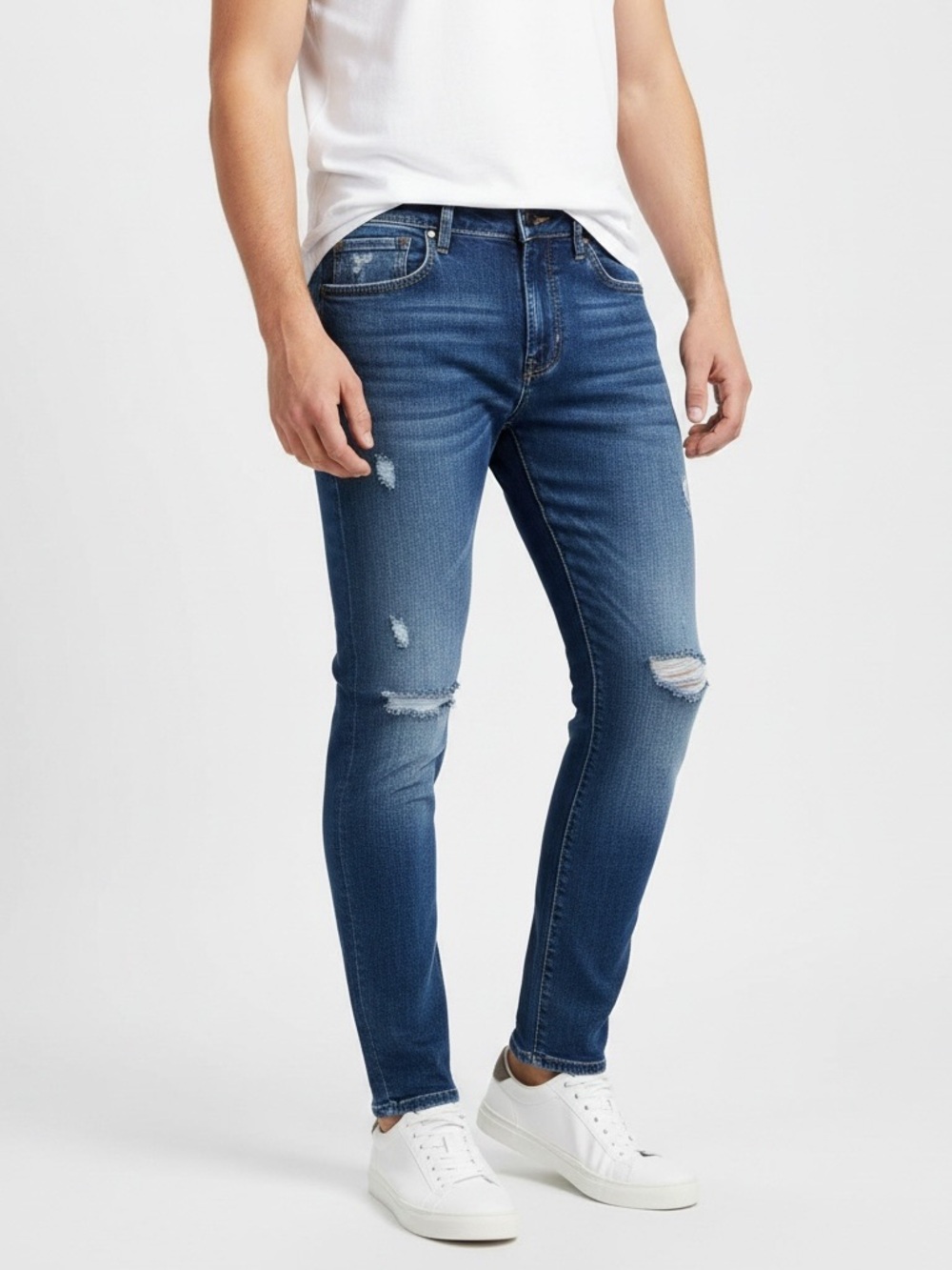 Aeropostale Men’s Skinny Distressed Jeans - Blue